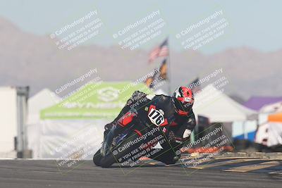 media/Jan-18-2026-CVMA (Sun) [[519f600f45]]/Race 12- Formula 40 MW and LW/